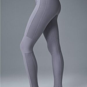 ALO Yoga Women's leggings NEW WITH TAGS